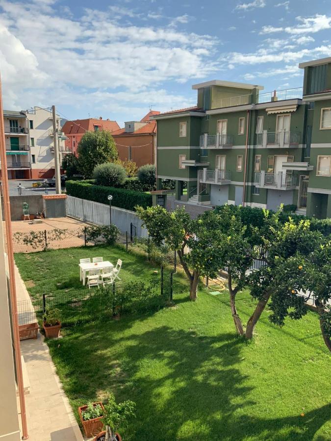 Casa Vacanze Romeo Pietra Ligure Exterior photo