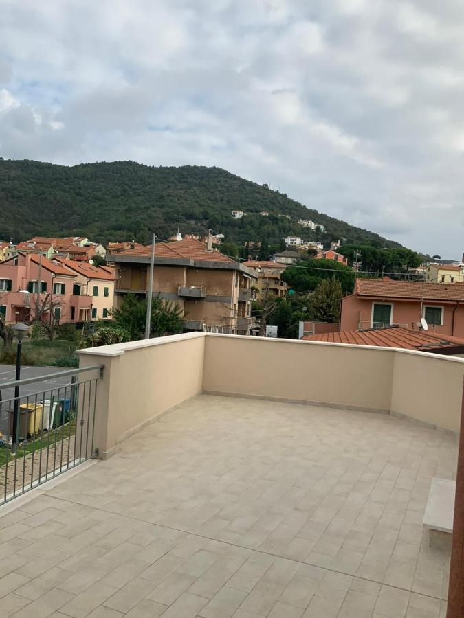 Casa Vacanze Romeo Pietra Ligure Exterior photo